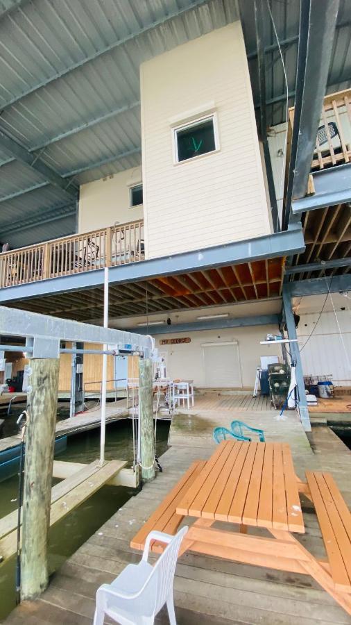 Resort Lodging At Venice Marina W/ Wifi + Private Dock Exterior photo